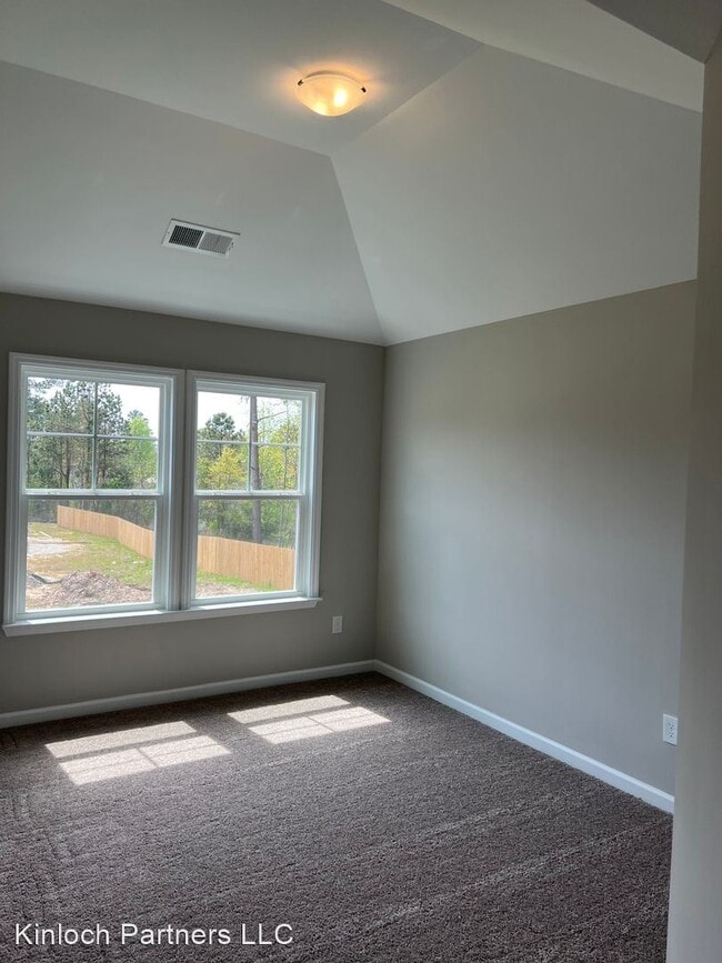 Building Photo - 5 br, 3 bath House - 3684 Lynnwood Drive L...