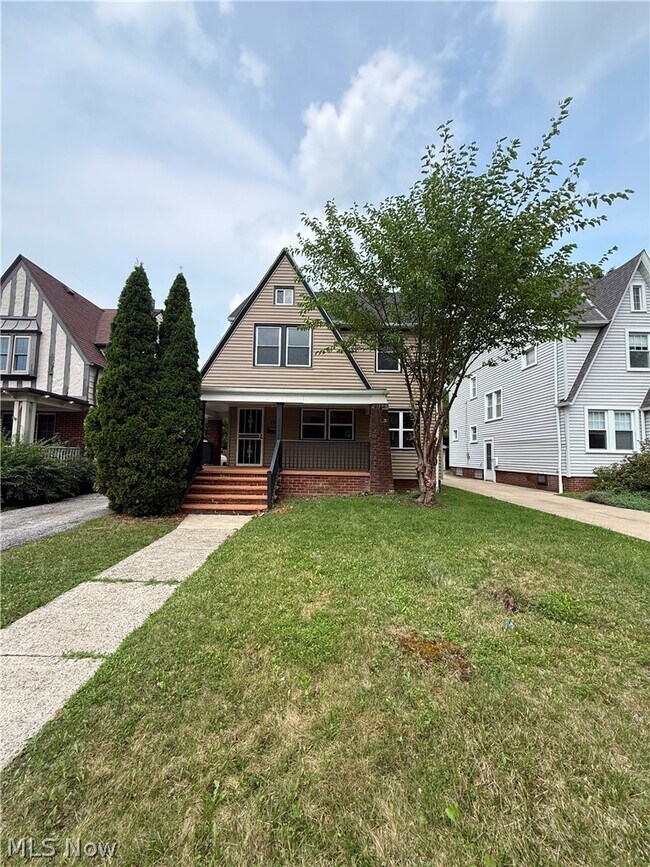 Foto del edificio - 3537 Silsby Rd
