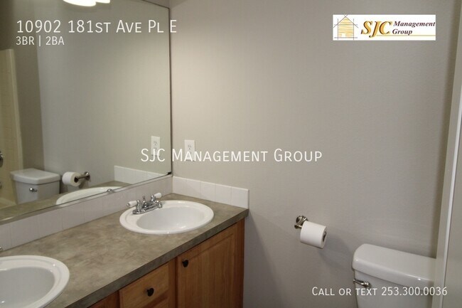 Foto del edificio - 10902 181st Ave Pl E