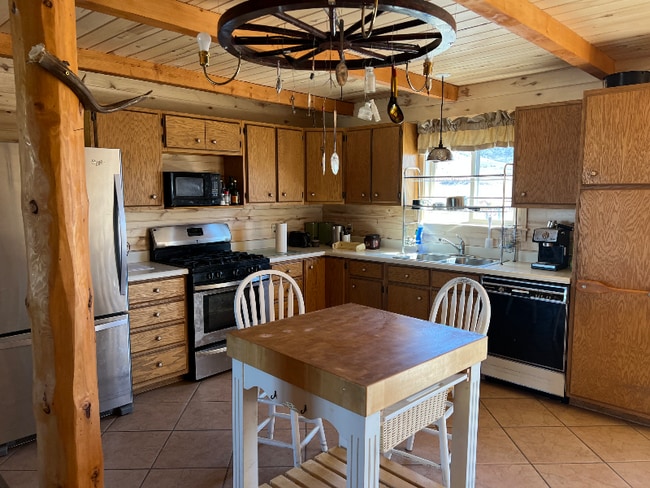 Foto del edificio - 254 Indian Head Dr