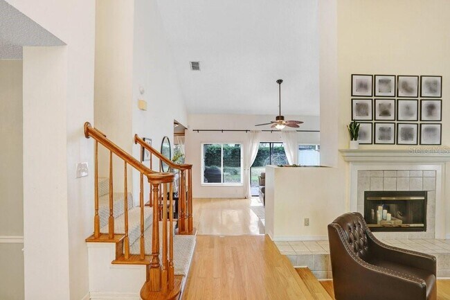 Building Photo - 6214 Farthing St