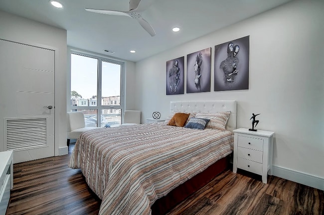 Photo - 4900 Spruce St Apartment