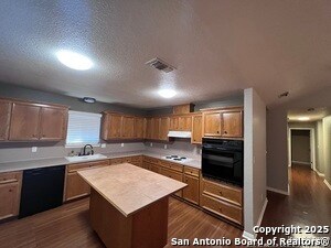 Foto del edificio - 1241 Rapids Rd