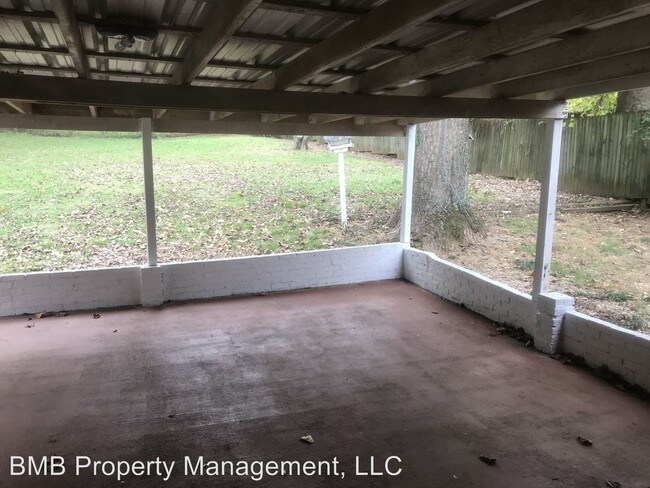 Foto del edificio - 1720 Yarbrough St