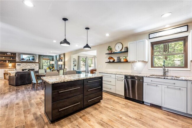 Foto del edificio - 1 Penzance Dr