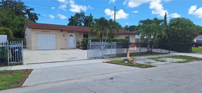Foto del edificio - 15403 SW 107th Ct