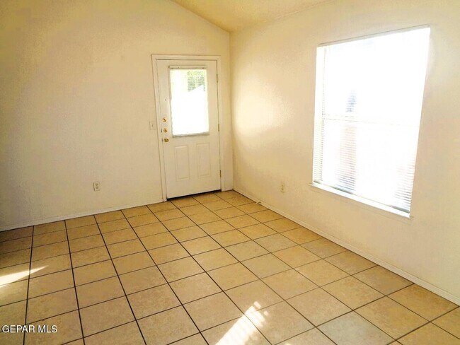 Building Photo - 12529 Tierra Norte Rd