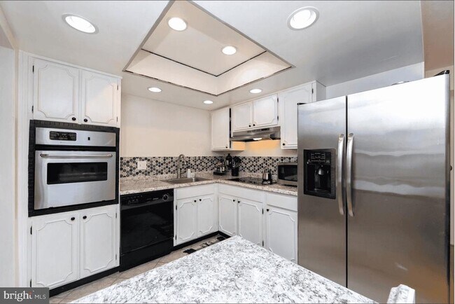 Foto del edificio - 40 Rittenhouse Dr