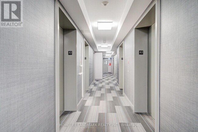 Photo du bâtiment - 181 Dundas St E