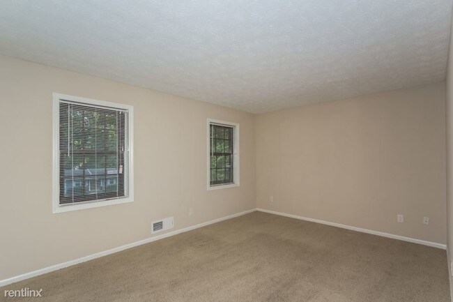 Foto del edificio - 5425 Morning Creek Cir