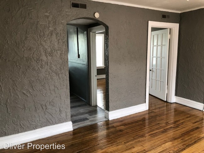 Foto del edificio - 4219 Ellenwood Ave