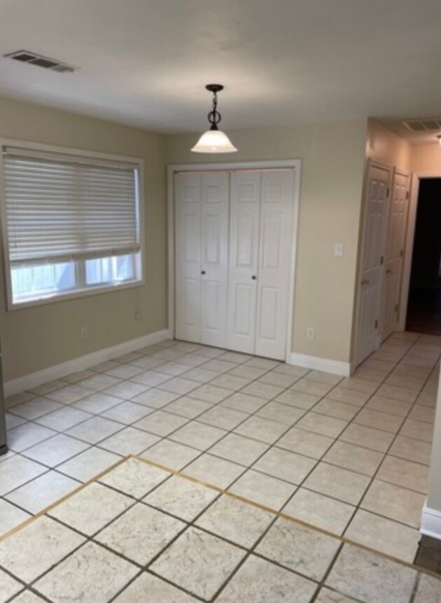 Foto del edificio - 101 Westchase Dr