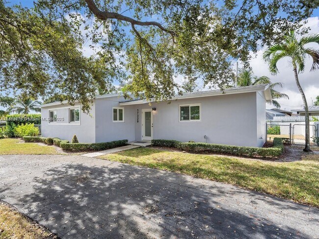Building Photo - 17320 NW 80th Ave