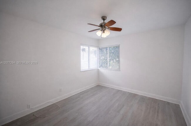 Building Photo - 1070 NE 80th St