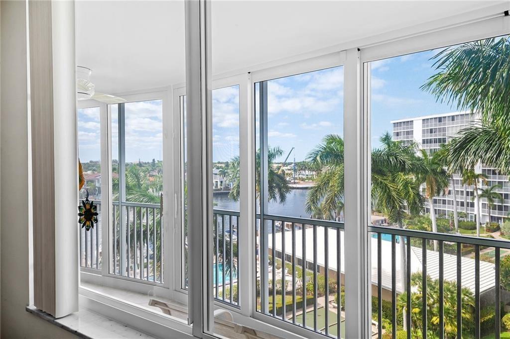 Primary Photo - 3300 S Ocean Blvd
