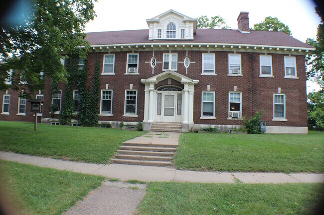 Foto del edificio - 907 Porter Ave