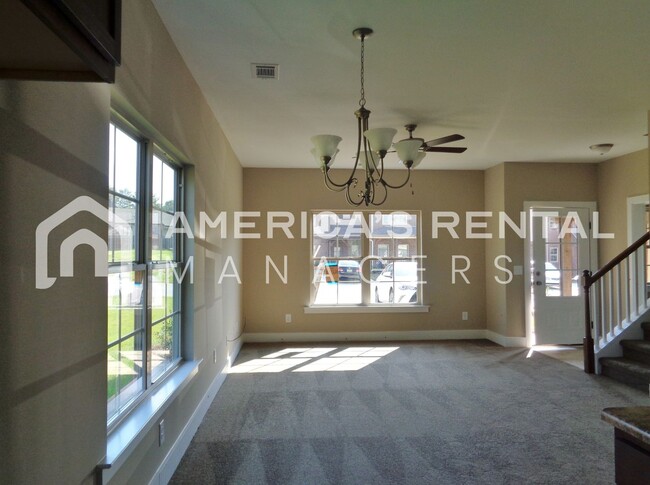 Foto del edificio - Town Home for rent in Hoover, AL!! Availab...