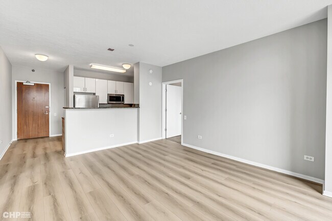 Foto del edificio - 600 N Kingsbury St