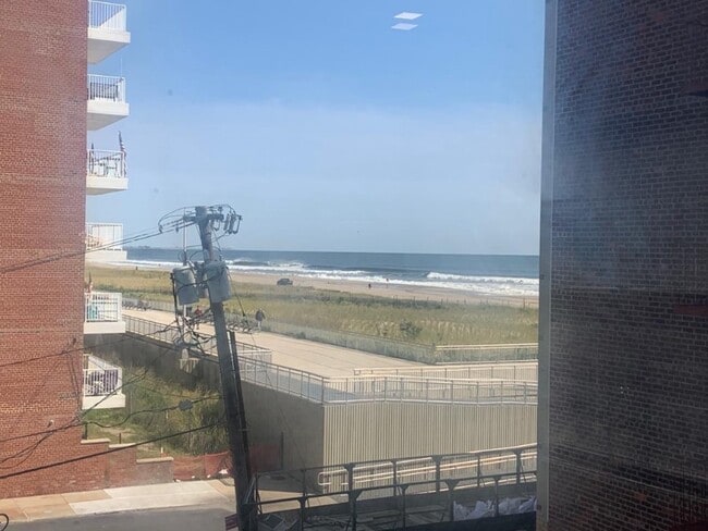Building Photo - 131 Beach 122nd St