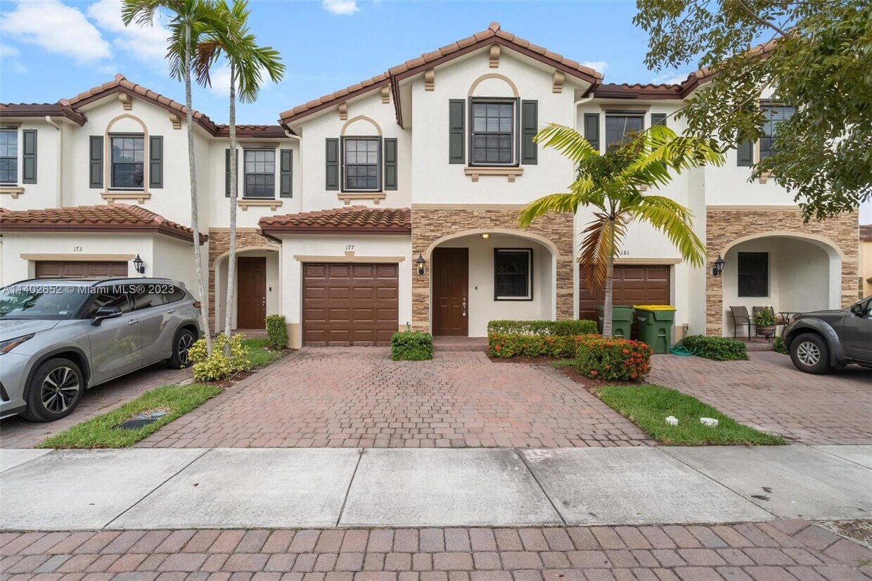 177 SE 33rd Pl, Homestead, FL 33033 Townhome Rentals in Homestead FL