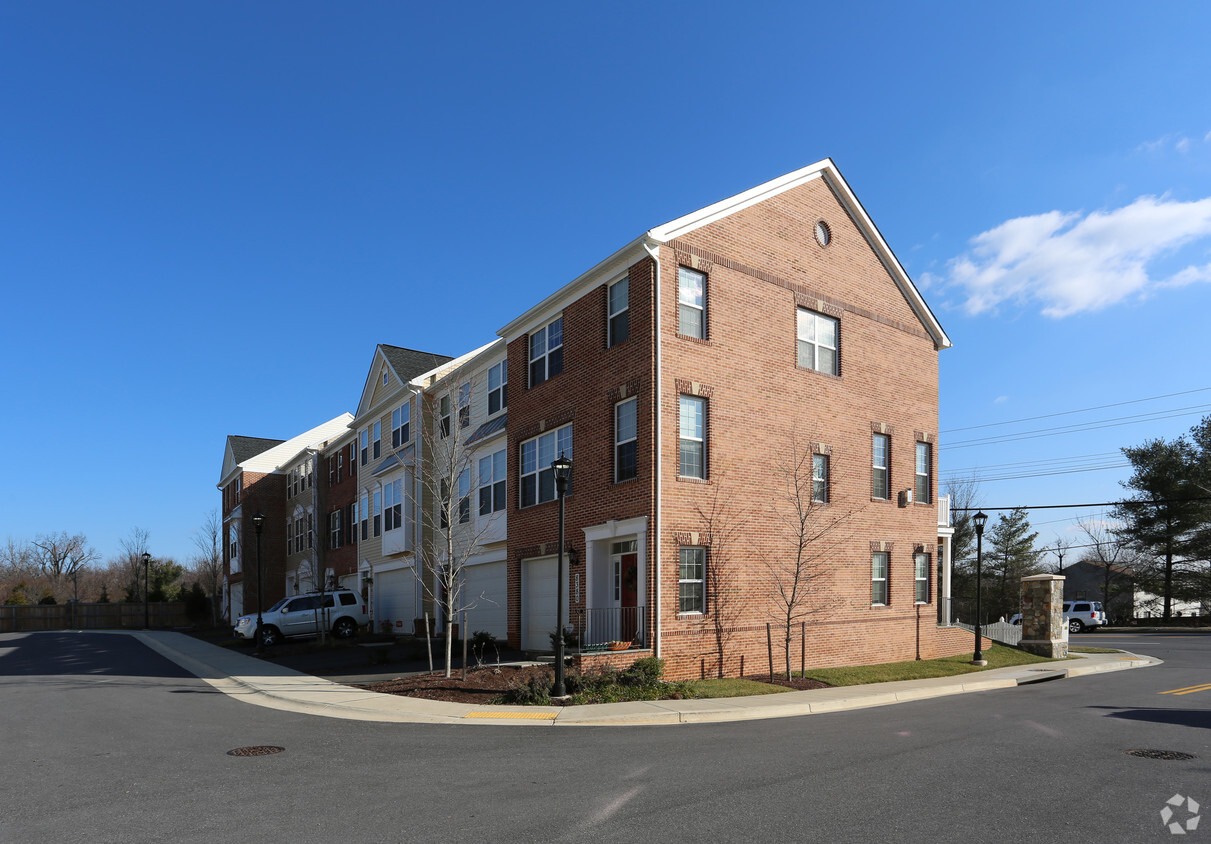 Foto principal - Woodward Crossing Townhomes