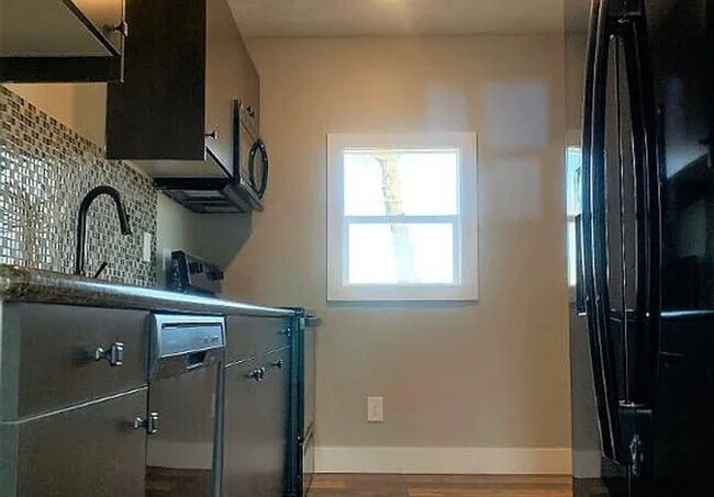 Foto del edificio - 4026 Spring Cir