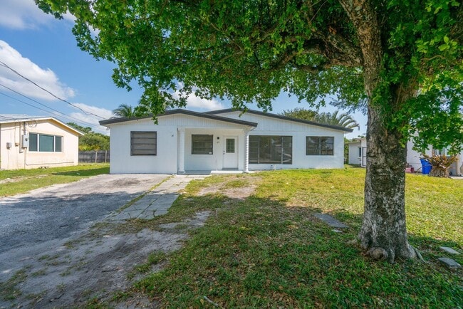 Foto del edificio - 49 NE 2nd Ave