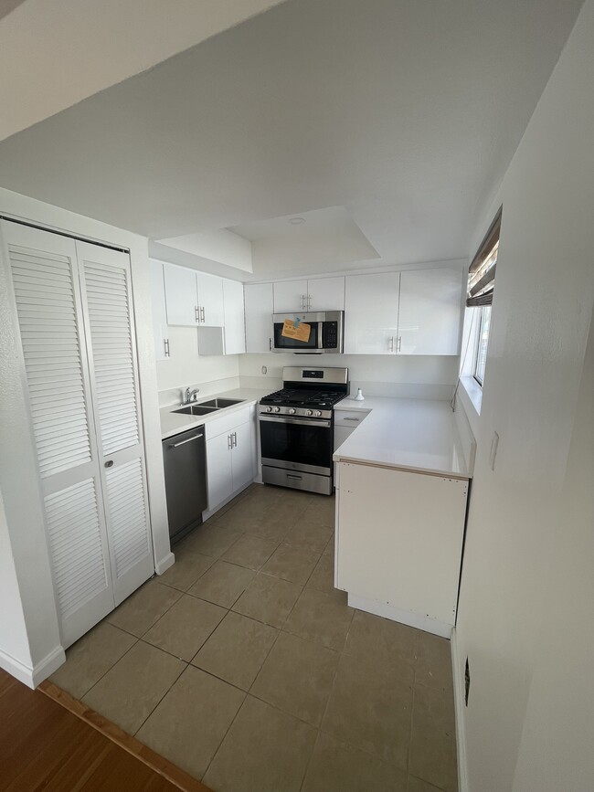 Remodeled Kitchen with All Utilities - 308 E Valencia Ave