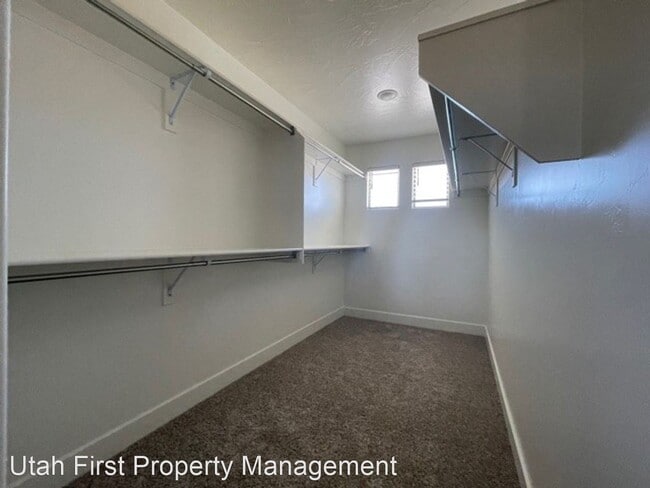 Building Photo - 4 br, 2.5 bath House - 5888 S Fairlane Way