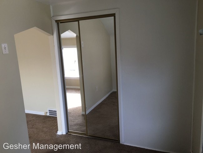 Building Photo - 2 br, 1 bath House - 4108 Outlook Dr