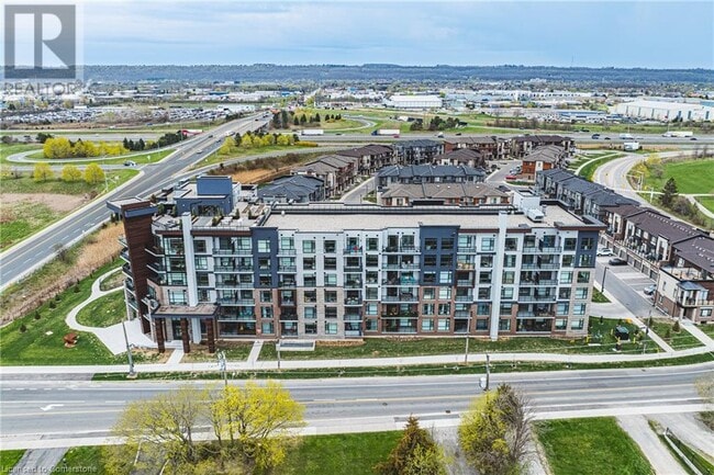 Building Photo - 600 N Service Rd