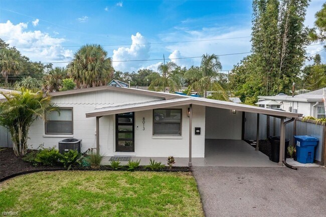 Foto del edificio - 3 br, 1 bath House - 8013 R 22Nd Avenue N