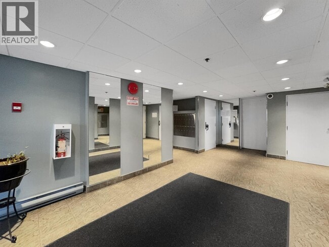 Building Photo - 5335 Hastings St