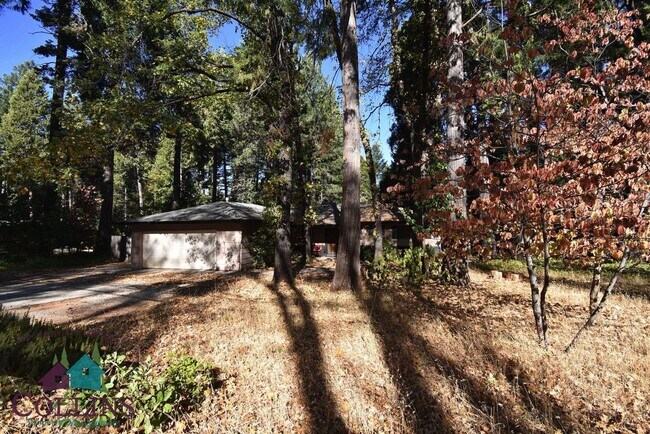 Building Photo - 12748 Banner Lava Cap Road