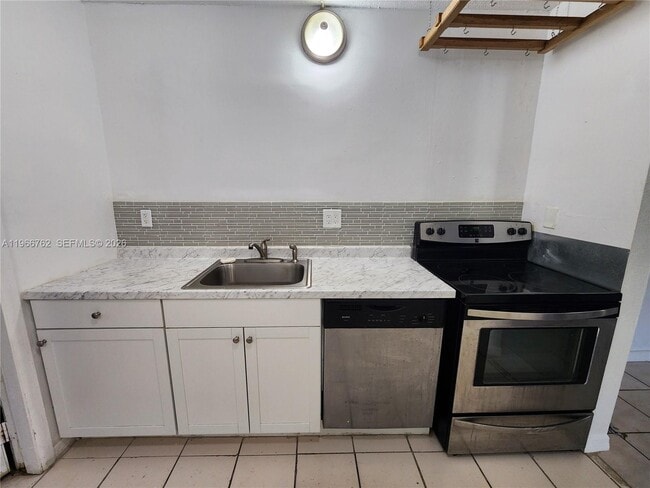 Foto del edificio - 16311 SW 102nd Ct