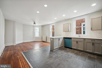 Building Photo - 5041 Locust St