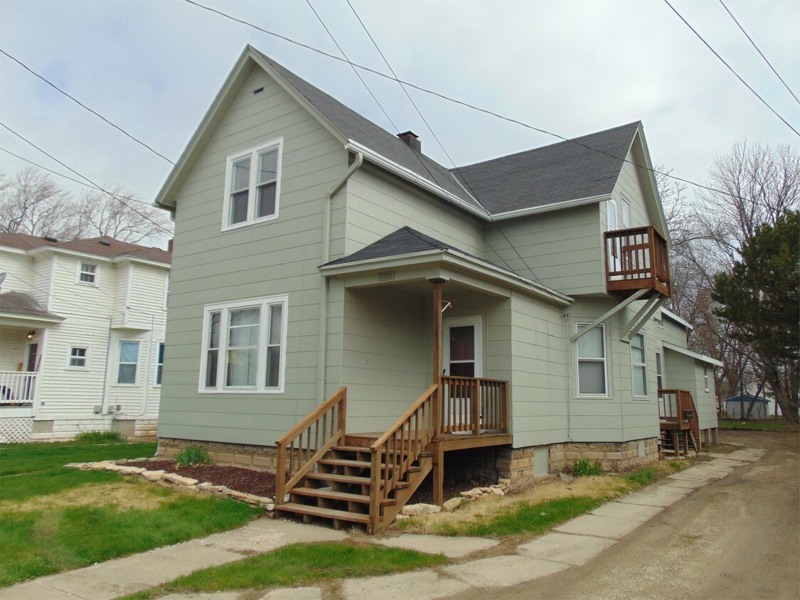 Foto principal - 1221 Chicago St