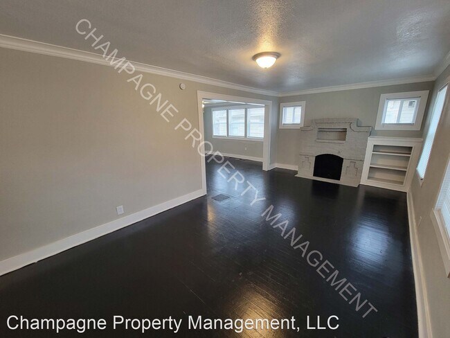 Building Photo - 2 br, 1 bath House - 1919 E 69th Terr
