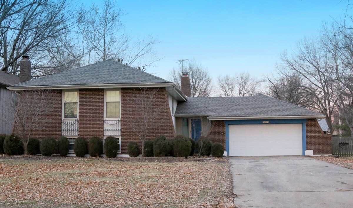 11104 E 74th Street, Raytown, MO 64133 House Rental in Raytown, MO