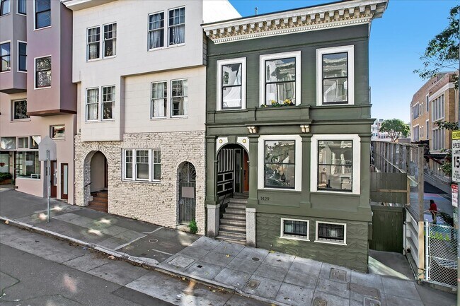 Building Photo - 1429 Jackson St