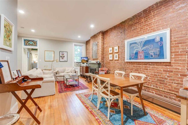 Foto del edificio - 933 Willow Ave