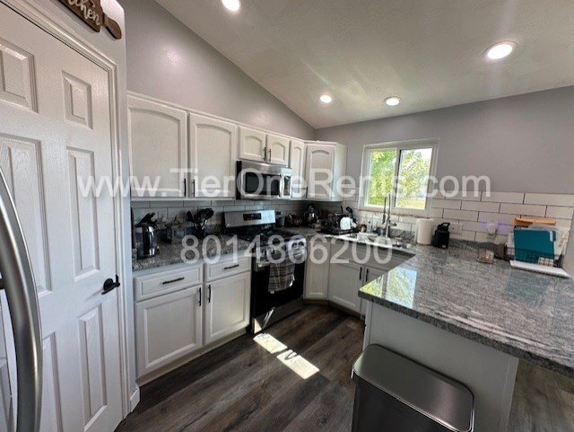 Foto del edificio - This property offers a NO DEPOSIT option available for qualified renters!