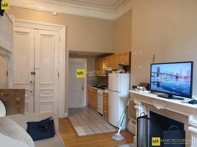 Building Photo - 270 Beacon St