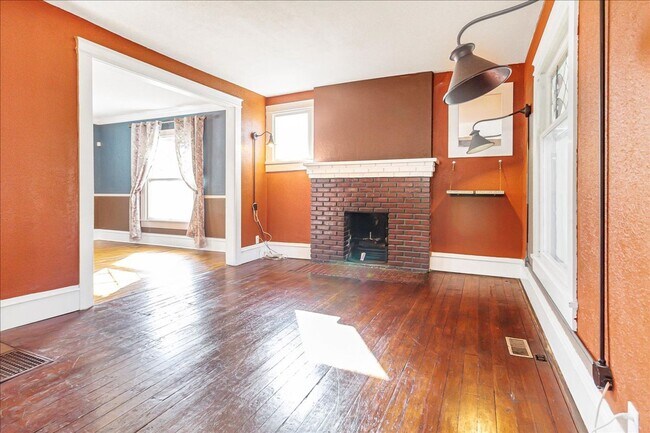 Foto del edificio - 3 Bedroom 1 and a half Bath House