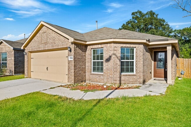 Building Photo - 20742 Nala Bear Dr