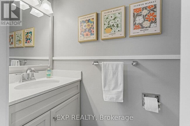 Building Photo - 6247 Sundown Crescent