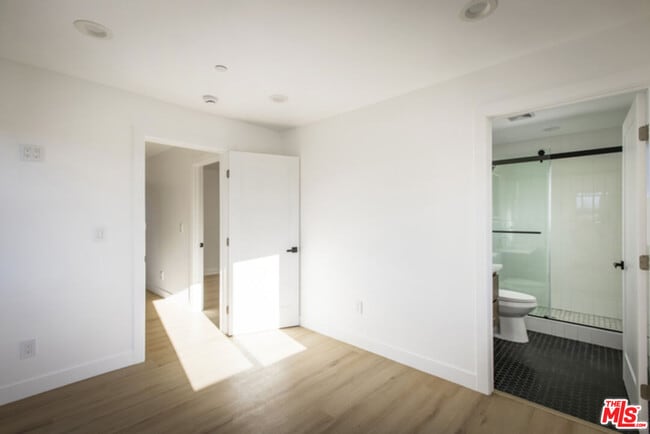 Foto del edificio - 2653 Vineyard Ave