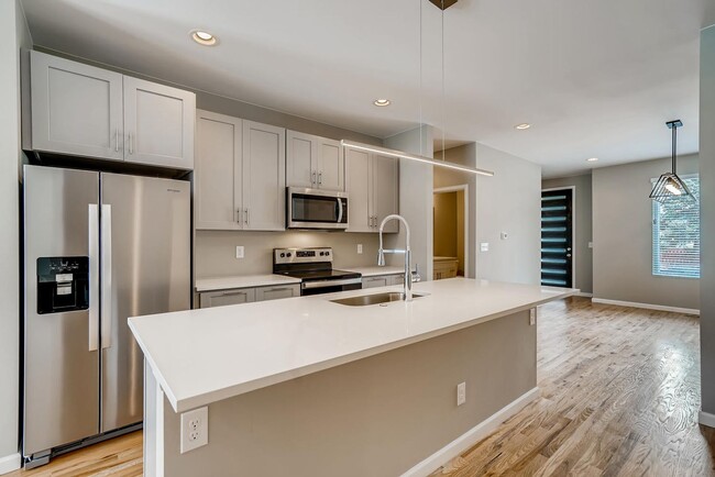 Foto del edificio - New Construction 2 Bedroom Townhomes for Rent