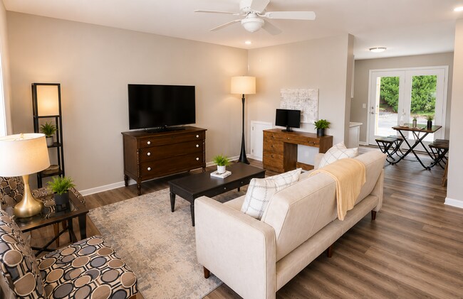 Interior Photo - Lake Lodge Apartments