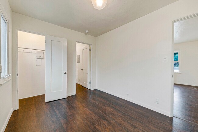 Foto del edificio - 1027 12th St